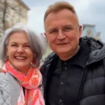 «Третій рік ходжу». Садовий розкрив ціну свого вбрання та секрет щасливого шлюбу (відео)