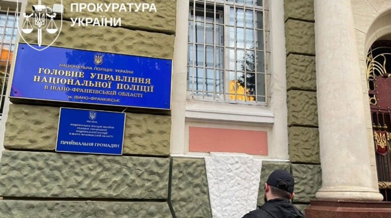 Масштабна спецоперація: затримали високопосадовців поліції, які “кришували” порноофіси