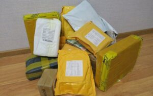 Рада розгляне скасування безмитних посилок до 150 євро з 2027 року