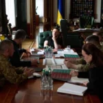 Демобілізація, виплати та нові контракти. Президент заявив про початок армійської реформи