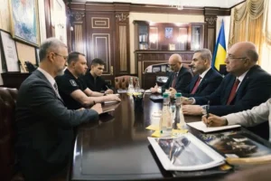 Удари у тил РФ та розкол у Кремлі: Буданов провів важливу зустріч