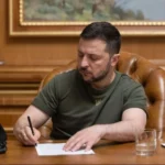 Зеленський офіційно змінив вище військове керівництво