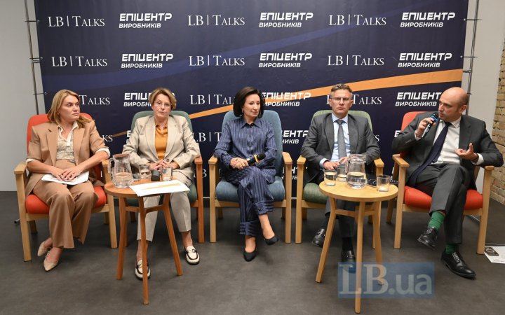 дискусія про кредити страхування і ПДВ