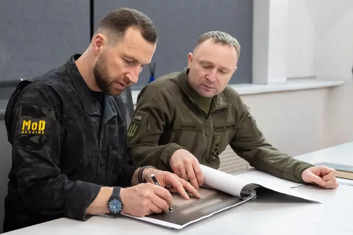 Хмара і Драпатий обговорили ситуацію на фронті, плани Росії